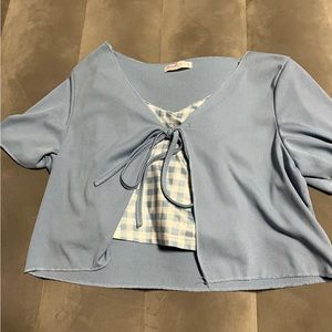 Two piece shirt blue and white